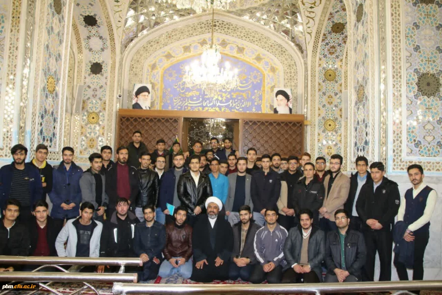 تشرف120 تن از دانشجومعلمان به حرم مطهر رضوی