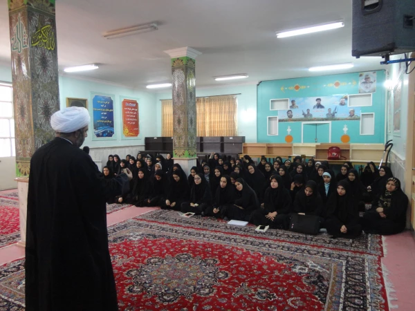 حضور مسئول نهاد دانشگاه فرهنگیان استان در جشن هفته وحدت در مرکز دانشور نیشابور