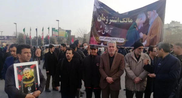 حضور مسئولان استادان و دانشجویان پردیس شهید بهشتی در مراسم وداع با پیکر مطهر سردار شهید سلیمانی