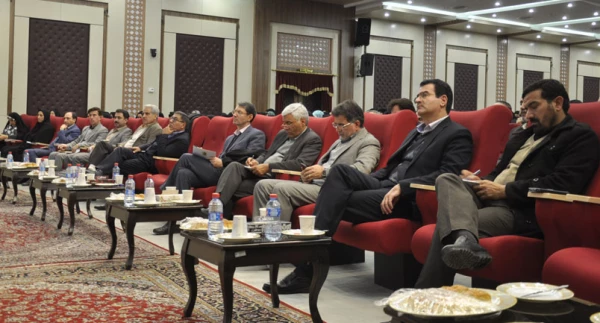 هر انسانی در هر جایگاهی می تواند منجی جامعه باشد