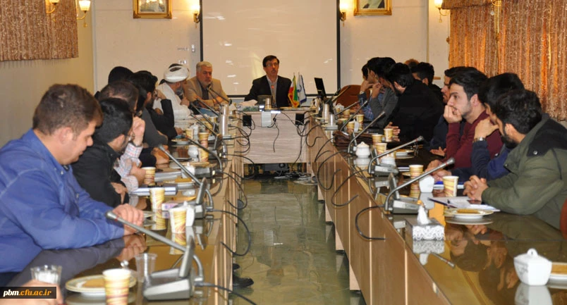 جلسه تقدیر از دبیران انجمن ها علمی و کانون های فرهنگی فعال