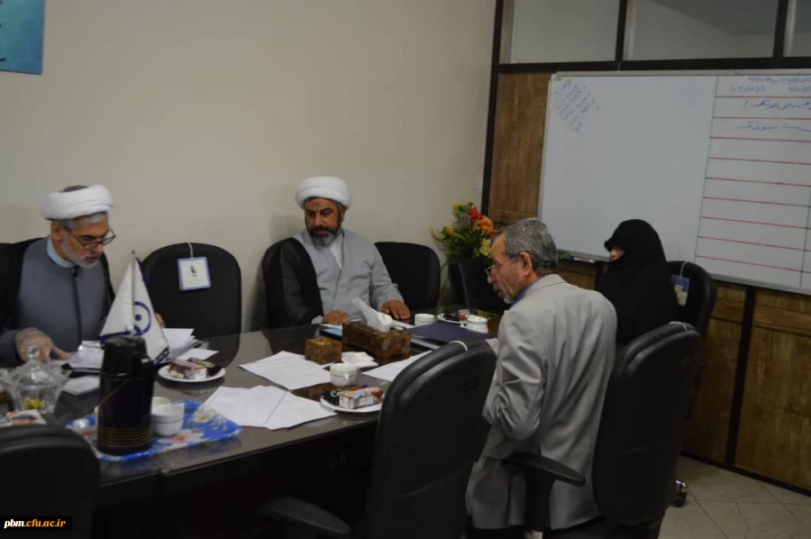 انجام مراحل مصاحبه و بررسی صلاحیت داوطلبان تدریس دروس معارف