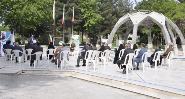 مراسم دهه سرآمدی آموزش و بزرگداشت مقام استاد