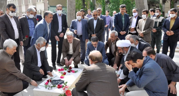 مراسم دهه سرآمدی آموزش و بزرگداشت مقام استاد