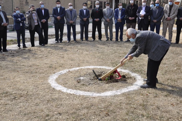 برگزاری آیین آغاز احداث ساختمان موزه و پژوهش سرای پردیس شهید بهشتی مشهد