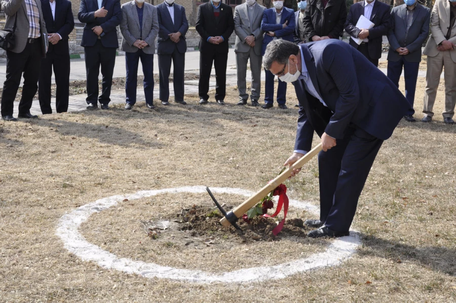 برگزاری آیین آغاز احداث ساختمان موزه و پژوهش سرای پردیس شهید بهشتی مشهد