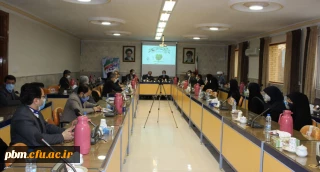 مدیر دانشگاه فرهنگیان خراسان رضوی در آیین گرامی داشت هفته تربیت اسلامی:

بر اساس سند تحول، همه کارکنان نظام تعلیم و تربیت در نقش تربیتی خود مشترک هستند