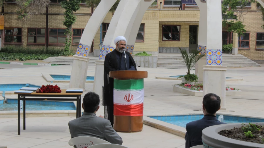 مراسم ادای احترام به شهدای گمنام پردیس شهید بهشتی دانشگاه فرهنگیان خراسان رضوی