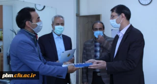 همزمان با روز ملی روابط عمومی و ارتباطات انجام شد:

تقدیر از همکاران روابط عمومی دانشگاه فرهنگیان استان و پردیس شهید بهشتی