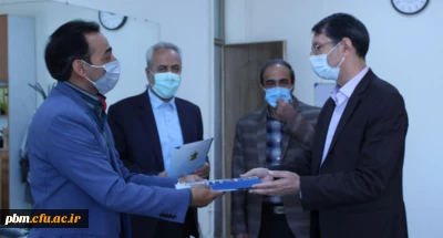 همزمان با روز ملی روابط عمومی و ارتباطات انجام شد:

تقدیر از همکاران روابط عمومی دانشگاه فرهنگیان استان و پردیس شهید بهشتی