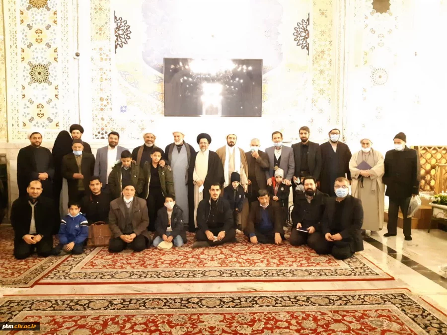 
مراسم زیارت دسته جمعی صبح روز ۹ دی ماه ۱۴۰۰ (روز بصیرت) 
با حضور همکاران نهاد همراه  خانواده های محترم؛
جلسه با سخنرانی حجت الاسلام میرزایی و همچنین صرف صبحانه متبرک حضرت در مهمانسرای حرم مطهر
برگزار گردید. 3