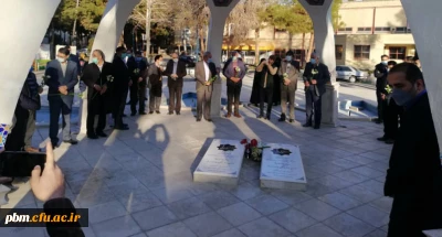 به مناسبت فرا رسیدن دهه مبارک فجر برگزار شد:

مراسم زیارت عاشورا و ادای احترام به مقام والای شهدا