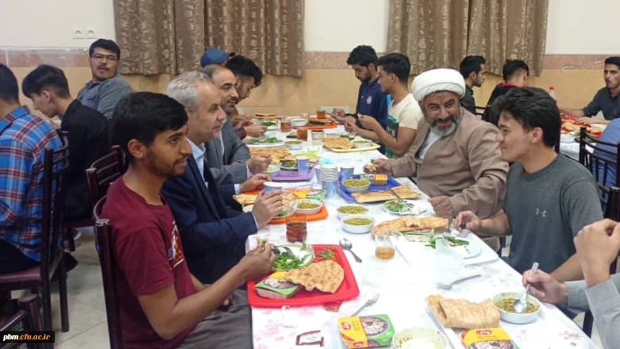 دیدار صمیمانه مسئولان دانشگاه فرهنگیان خراسان رضوی با دانشجویان پردیس شهید بهشتی