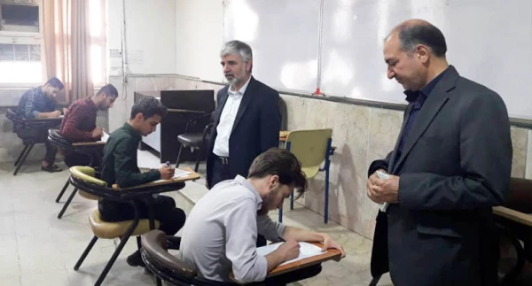 بازدید معاون آموزشی دانشگاه فرهنگیان و مدیر امور پردیس های خراسان رضوی از حوزه برگزاری امتحانات پردیس شهید بهشتی
