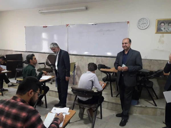 بازدید معاون آموزشی دانشگاه فرهنگیان و مدیر امور پردیس های خراسان رضوی از حوزه برگزاری امتحانات پردیس شهید بهشتی
