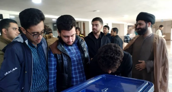  انتخابات شورای مرکزی انجمن های علمی و کانون های فرهنگی پردیس شهید بهشتی