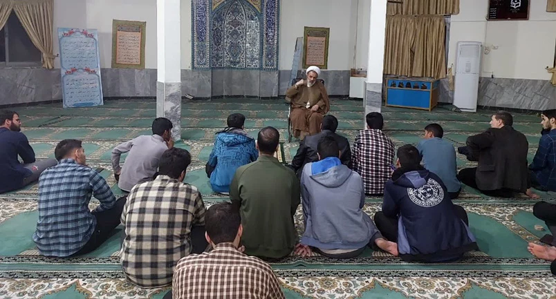 نشست معنوی ضیافت با شهدا و سخنرانی با موضوع آئین همسرداری در سیره شهدا