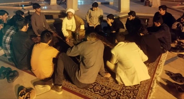 نشست معنوی ضیافت با شهدا و سخنرانی با موضوع آئین همسرداری در سیره شهدا