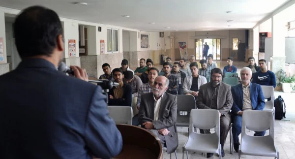 چهارمین جلسه از سلسله برنامه های هفتگی «فرآهنگ» 