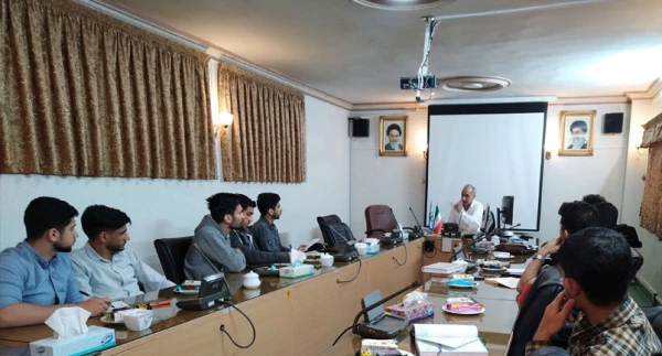  کارگاه آموزشی مقدماتی «روش تحقیق و مقاله نویسی»