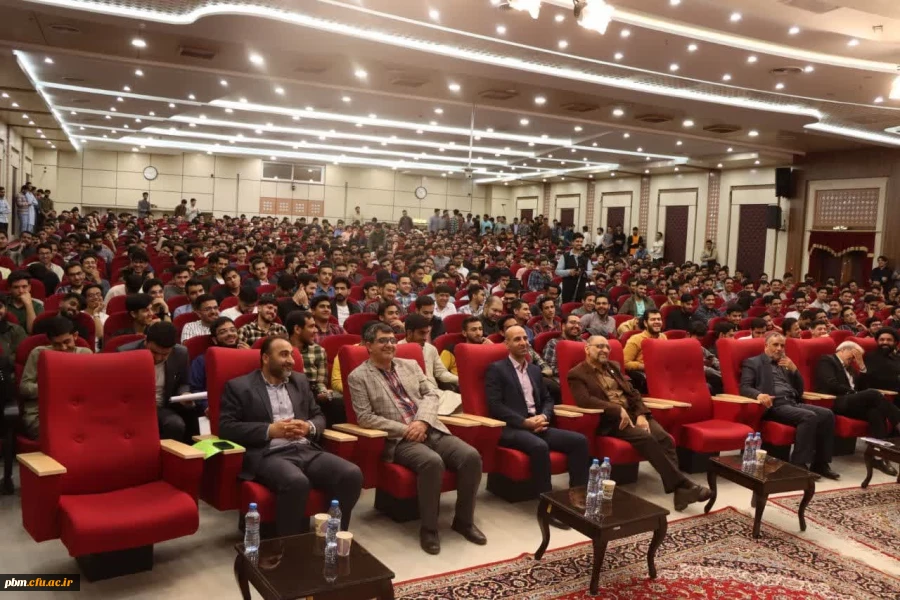 بازدید دانشجومعلمان پردیس شهید بهشتی از کارخانه لعاب مشهد