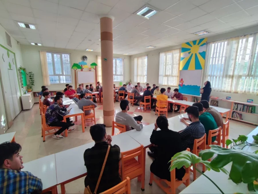 بازدید دانشجویان مشاوره پردیس شهید بهشتی مشهد از کانون پرورش فکری کودکان و نوجوانان مشهد