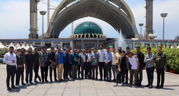 سفر علمی، زیارتی دانشجومعلمان پردیس شهید بهشتی به قم و تهران