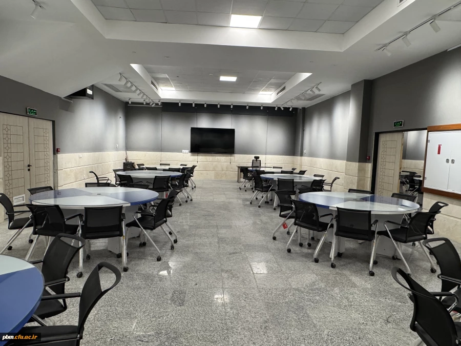 در این کلاس، یادگیری فقط شنیدن نیست؛ تجربه ای است برای دیدن، لمس کردن و ساختن آینده. 2