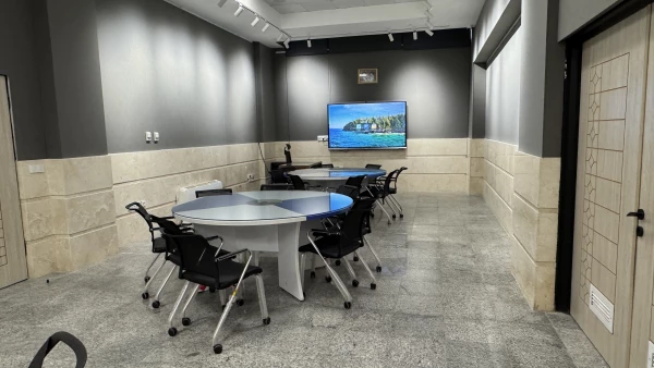 در این کلاس، یادگیری فقط شنیدن نیست؛ تجربه ای است برای دیدن، لمس کردن و ساختن آینده. 6