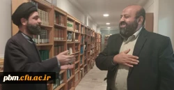 تقدیر از کارشناس امور کتابخانه پردیس شهید بهشتی به مناسبت هفته کتاب و کتابخوانی